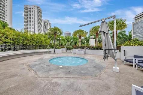 7000 Island Boulevard Aventura FL 33160