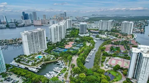 7000 Island Boulevard Aventura FL 33160