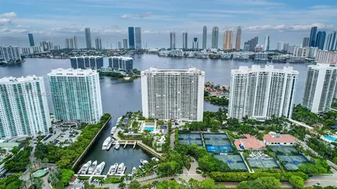 7000 Island Boulevard Aventura FL 33160