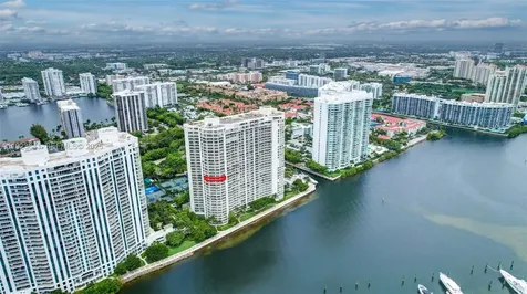 7000 Island Boulevard Aventura FL 33160