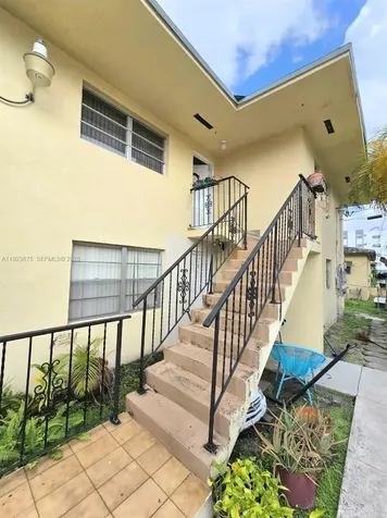 1939 SW 5th Street Miami FL 33135