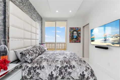 17875 Collins Avenue Sunny Isles Beach FL 33160