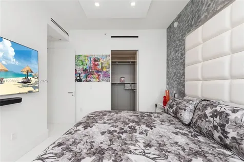 17875 Collins Avenue Sunny Isles Beach FL 33160