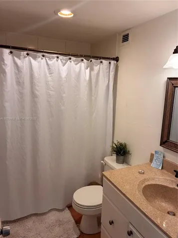 400 Kings Point Drive Sunny Isles Beach FL 33160