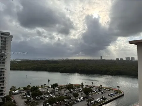 400 Kings Point Drive Sunny Isles Beach FL 33160