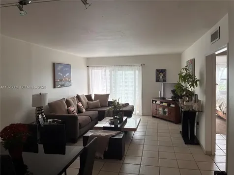 400 Kings Point Drive Sunny Isles Beach FL 33160