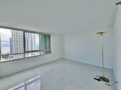 400 S Pointe Drive Miami Beach FL 33139