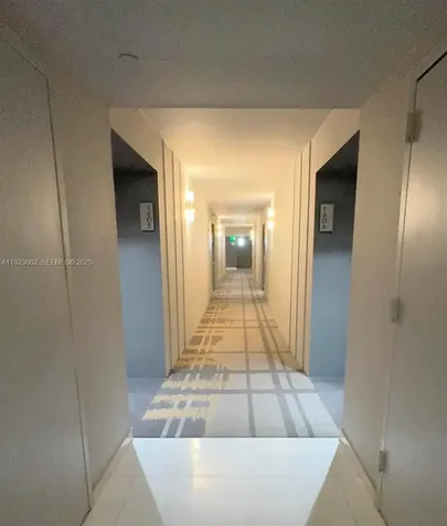 400 S Pointe Drive Miami Beach FL 33139