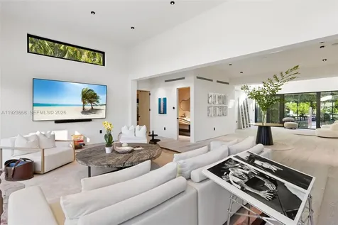 7425 Belle Meade Boulevard Miami FL 33138
