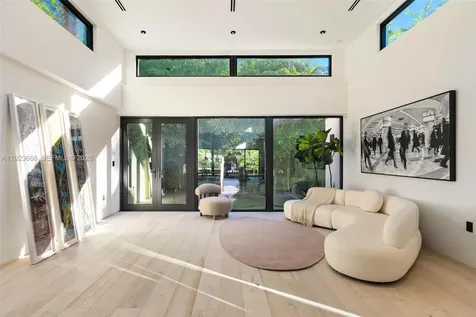 7425 Belle Meade Boulevard Miami FL 33138