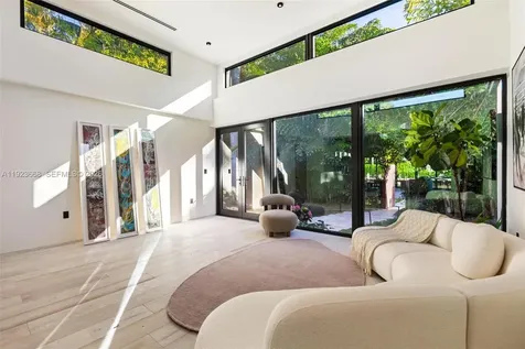 7425 Belle Meade Boulevard Miami FL 33138