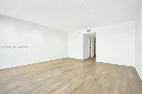 10101 Collins Avenue Bal Harbour FL 33154