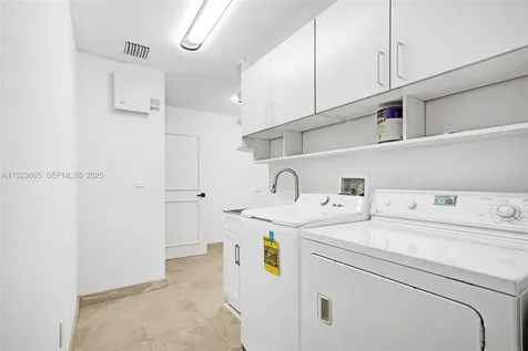 10101 Collins Avenue Bal Harbour FL 33154