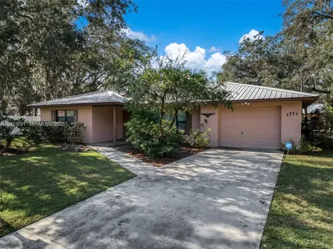 1771 & 1783 N Torrington Road Avon Park FL 33825