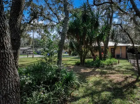 1771 N Torrington Road Avon Park FL 33825
