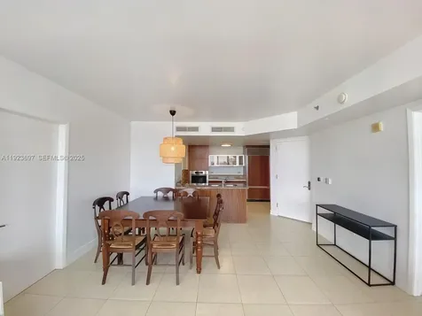 17201 Collins Avenue Sunny Isles Beach FL 33160