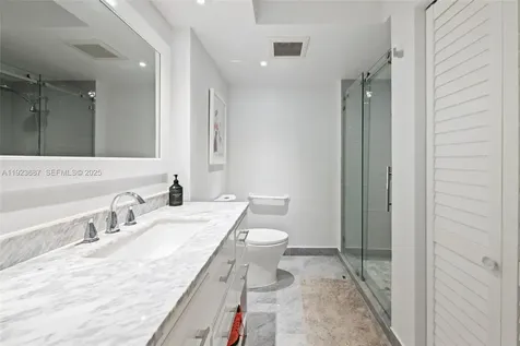 20185 E Country Club Drive Aventura FL 33180