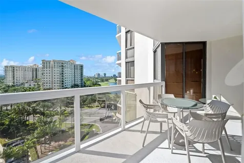 20185 E Country Club Drive Aventura FL 33180
