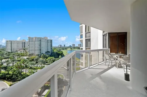 20185 E Country Club Drive Aventura FL 33180