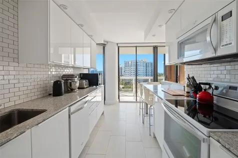 20185 E Country Club Drive Aventura FL 33180