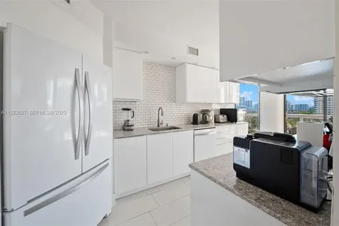 20185 E Country Club Drive Aventura FL 33180