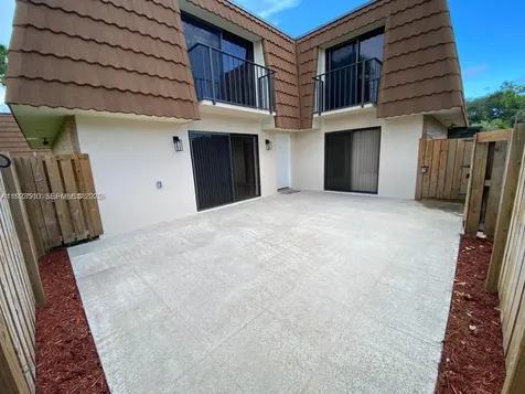 120 Heritage Way West Palm Beach FL 33407