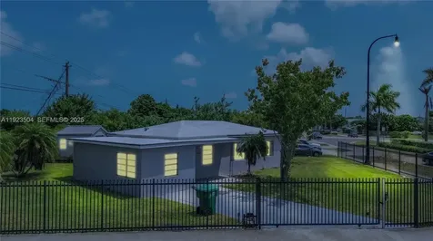 14801 Lincoln Boulevard Miami FL 33176