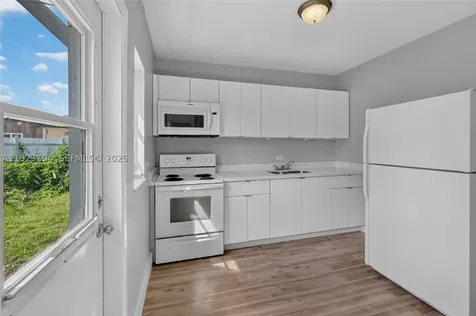 14801 Lincoln Boulevard Miami FL 33176