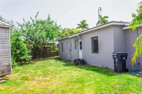 14801 Lincoln Boulevard Miami FL 33176