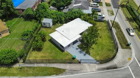 14801 Lincoln Boulevard Miami FL 33176