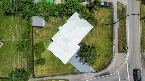14801 Lincoln Boulevard Miami FL 33176