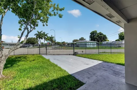 14801 Lincoln Boulevard Miami FL 33176