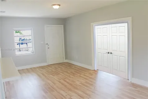 14801 Lincoln Boulevard Miami FL 33176