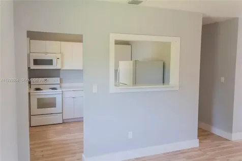 14801 Lincoln Boulevard Miami FL 33176
