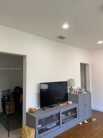 851 80th Street Miami Beach FL 33141