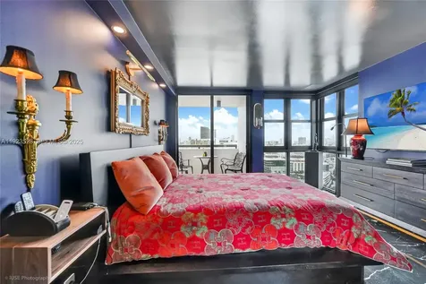 2555 Collins Avenue Miami Beach FL 33140