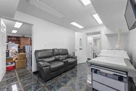 401 E Oakland Park Boulevard Oakland Park FL 33334