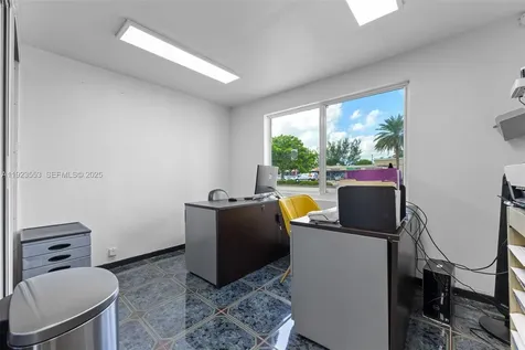 401 E Oakland Park Boulevard Oakland Park FL 33334