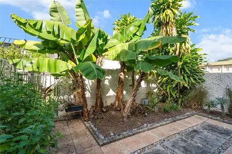 2528 N 38 Avenue Hollywood FL 33021