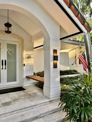 375 Harbor Court Key Biscayne FL 33149
