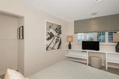 375 Harbor Court Key Biscayne FL 33149