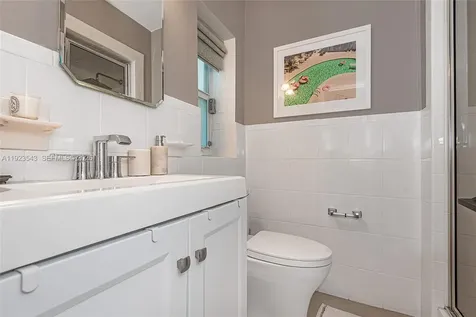 375 Harbor Court Key Biscayne FL 33149