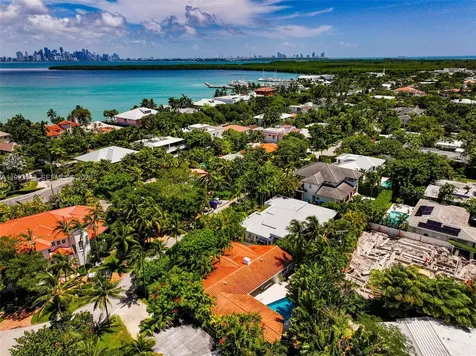 375 Harbor Court Key Biscayne FL 33149