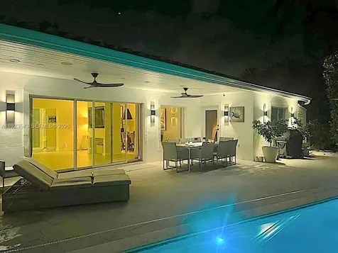 375 Harbor Court Key Biscayne FL 33149