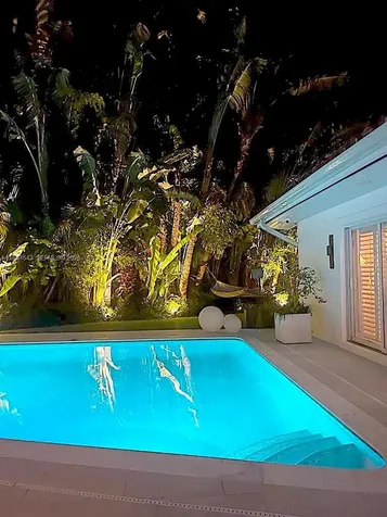 375 Harbor Court Key Biscayne FL 33149