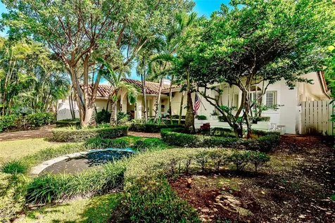 375 Harbor Court Key Biscayne FL 33149