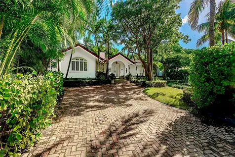 375 Harbor Court Key Biscayne FL 33149