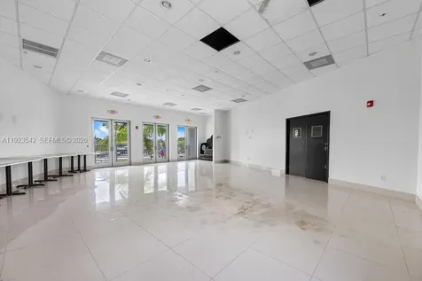 2500 Wilton Drive Wilton Manors FL 33305