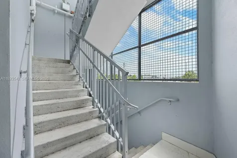 2500 Wilton Drive Wilton Manors FL 33305