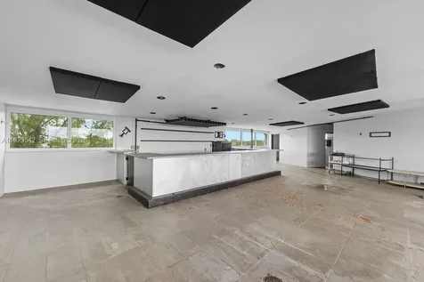 2500 Wilton Drive Wilton Manors FL 33305